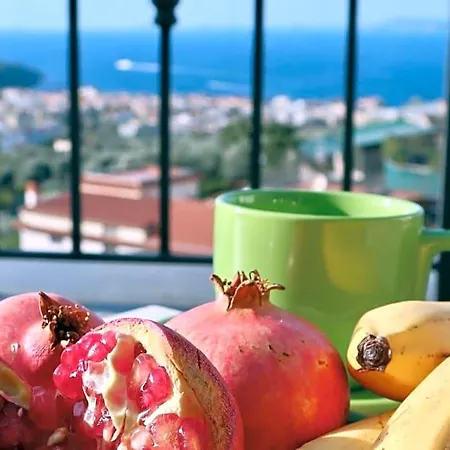 Bed & Breakfast Da Chiara Sea Sight 3*