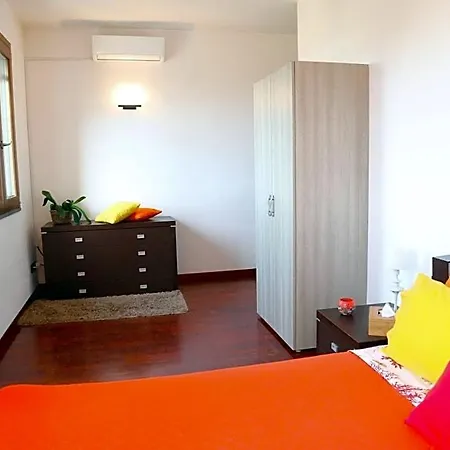 Da Chiara Sea Sight Bed & Breakfast